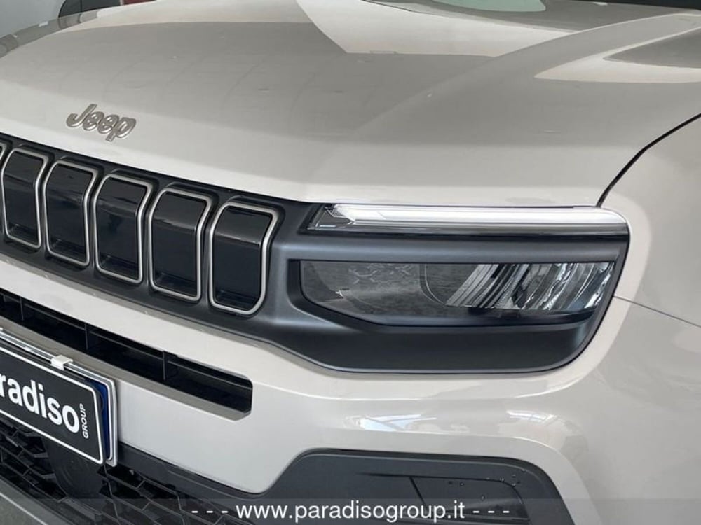 Jeep Avenger nuova a Catanzaro (7)