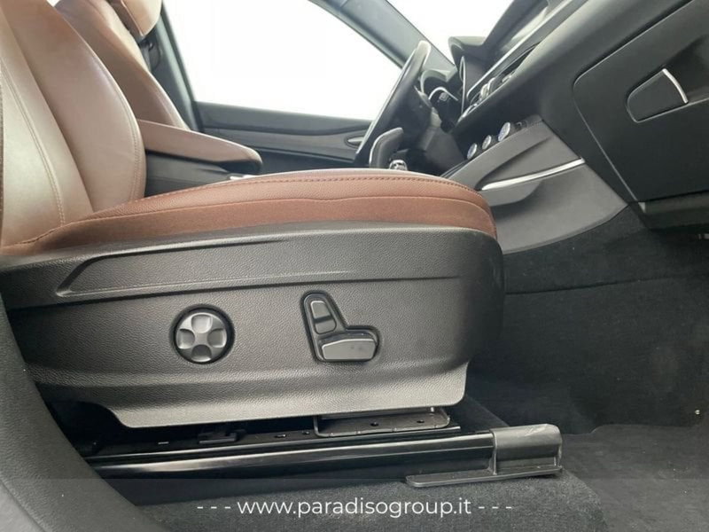 Alfa Romeo Stelvio usata a Catanzaro (20)