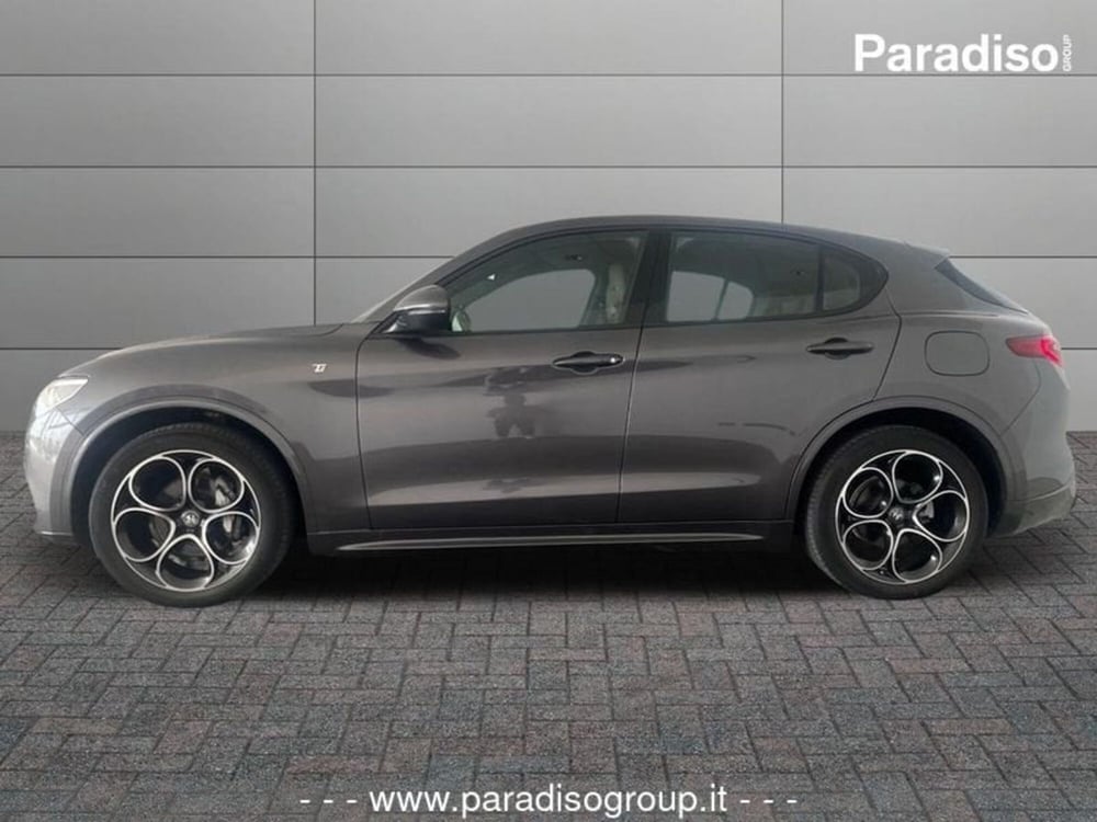 Alfa Romeo Stelvio usata a Catanzaro (6)