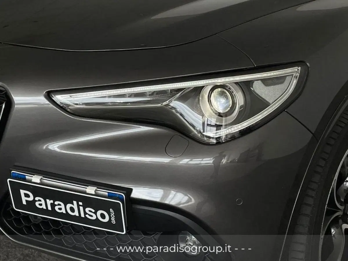 Alfa Romeo Stelvio usata a Catanzaro (7)