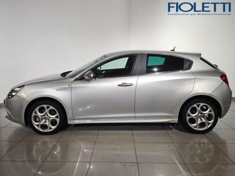 Alfa Romeo Giulietta usata a Brescia (4)