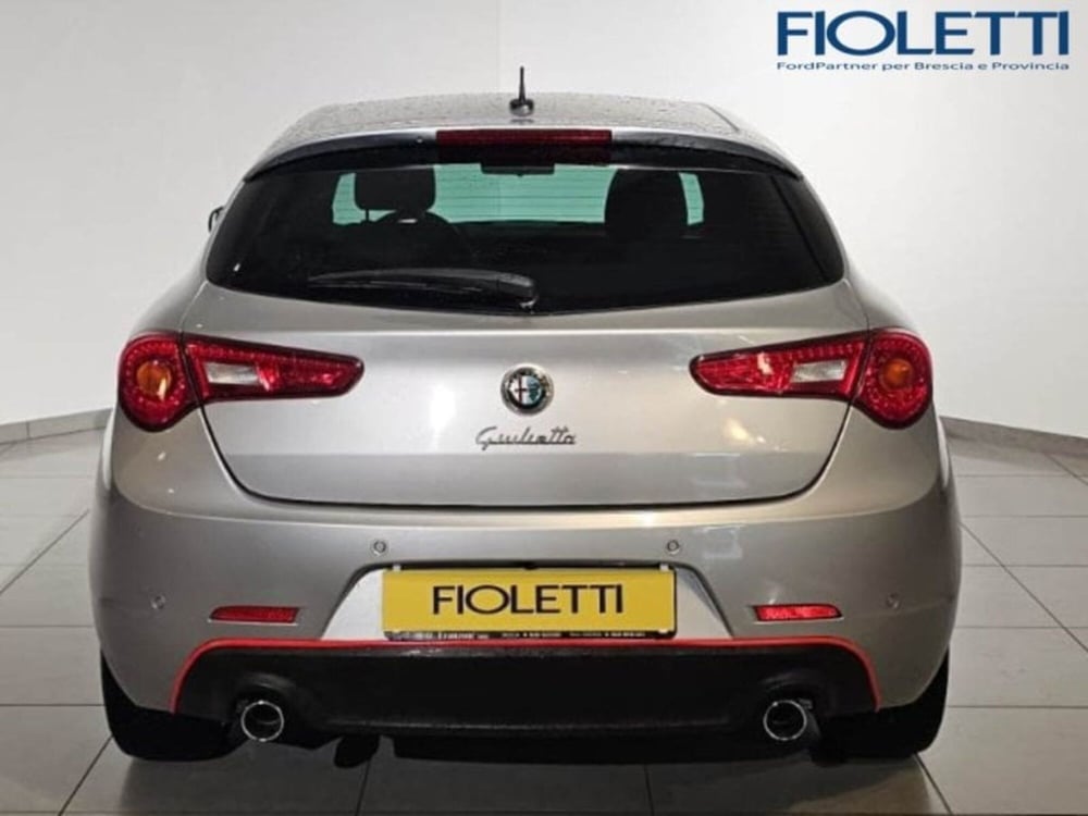 Alfa Romeo Giulietta usata a Brescia (5)