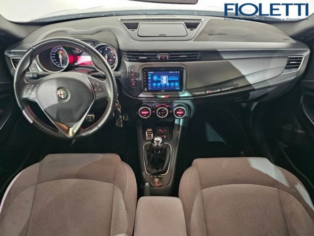 Alfa Romeo Giulietta usata a Brescia (6)