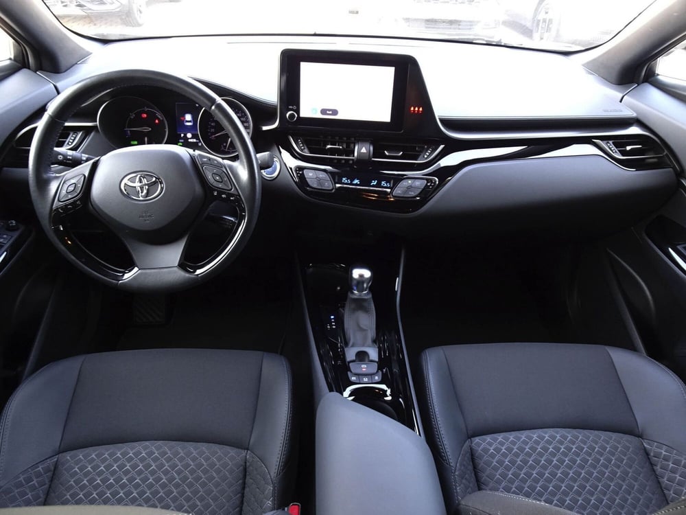 Toyota Toyota C-HR usata a Treviso (14)