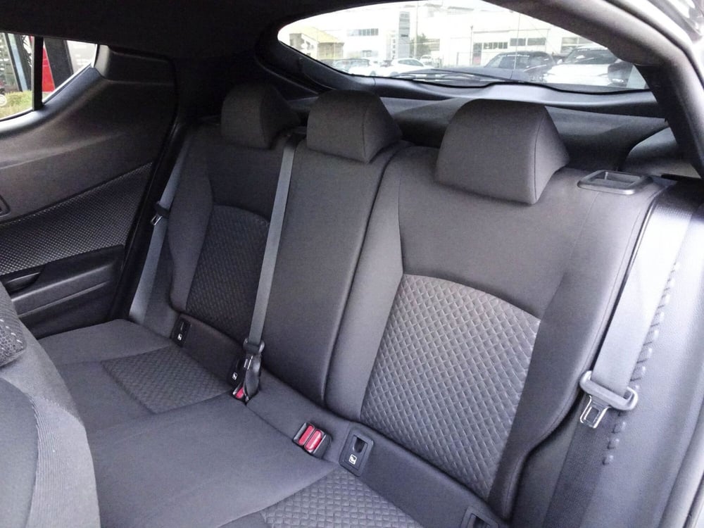 Toyota Toyota C-HR usata a Treviso (10)