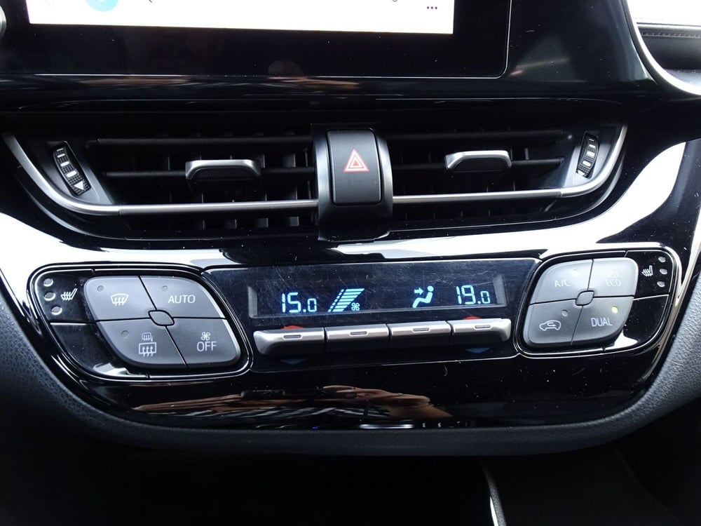 Toyota Toyota C-HR usata a Treviso (17)