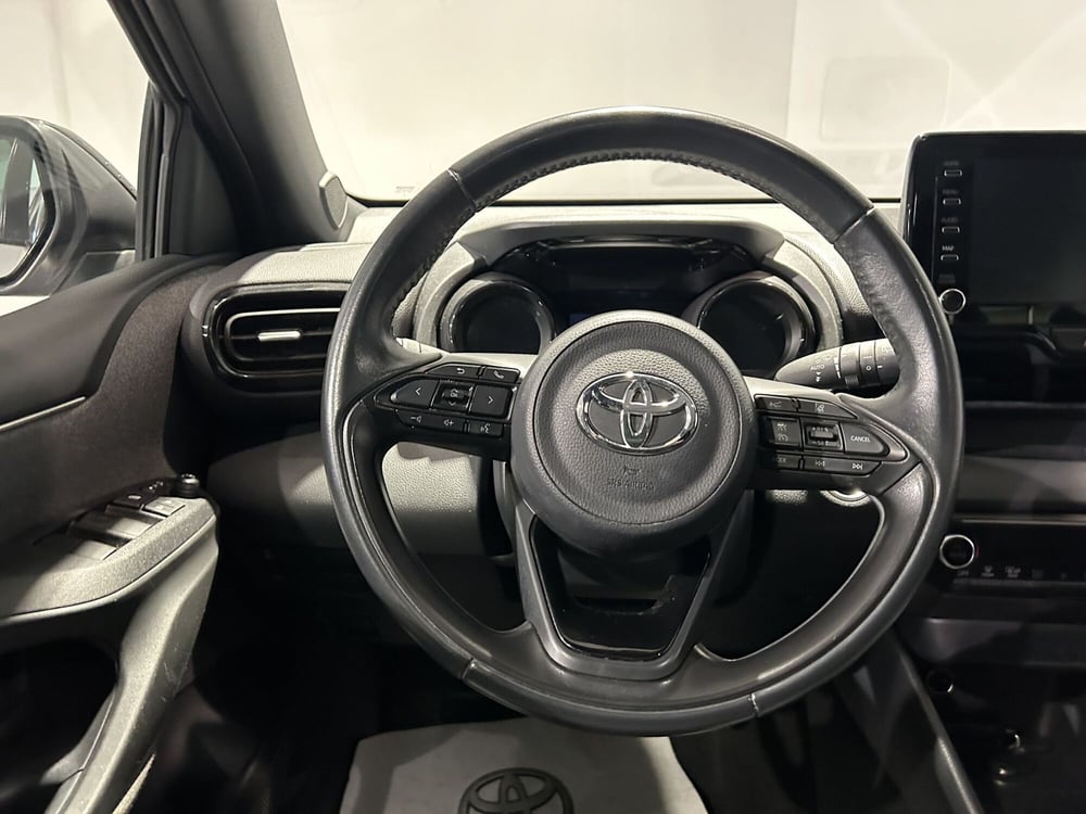 Toyota Yaris usata a Milano (10)