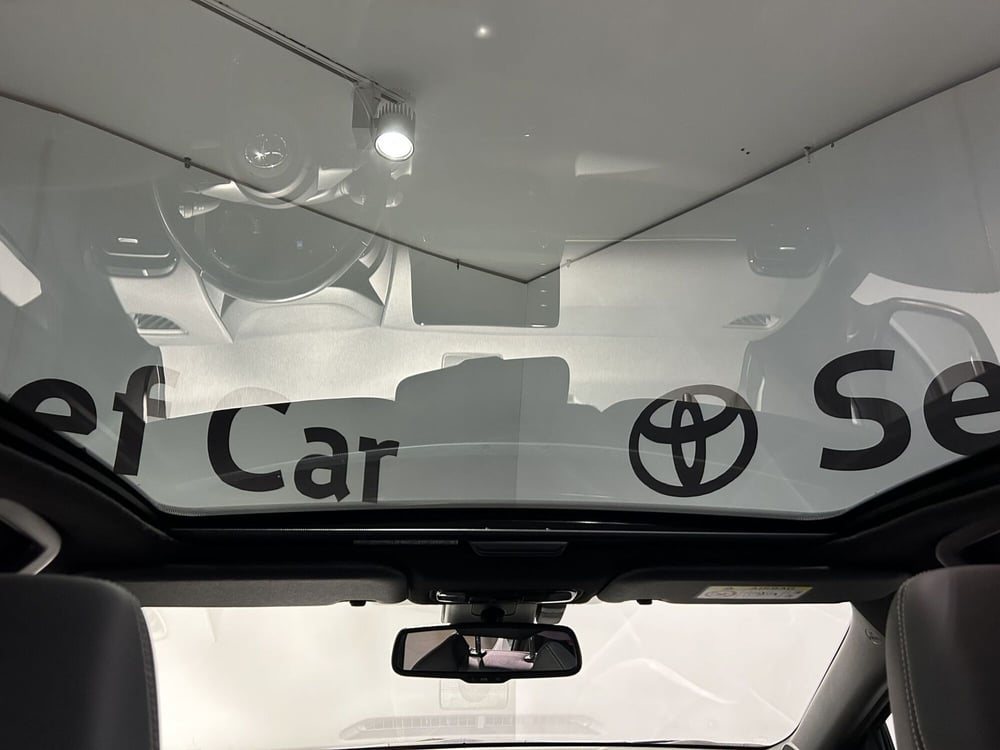 Toyota Yaris usata a Milano (16)