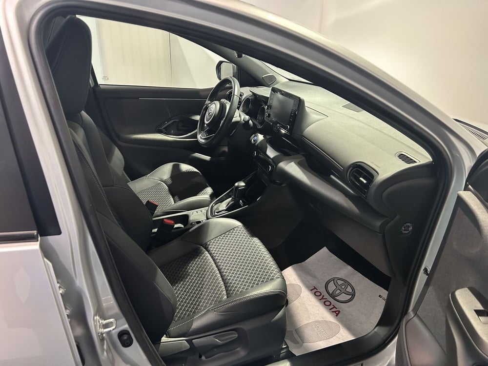 Toyota Yaris usata a Milano (6)