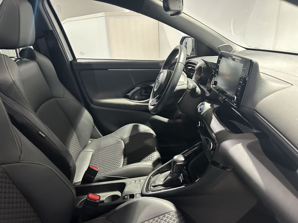 Toyota Yaris usata a Milano (7)