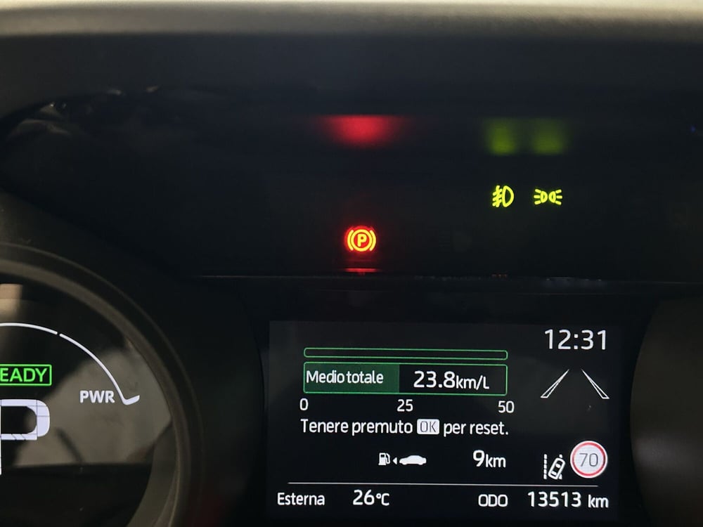 Toyota Yaris usata a Milano (14)
