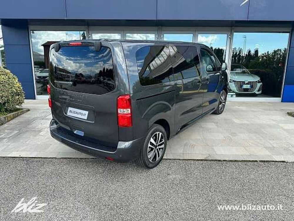 Peugeot Traveller nuova a Udine (6)