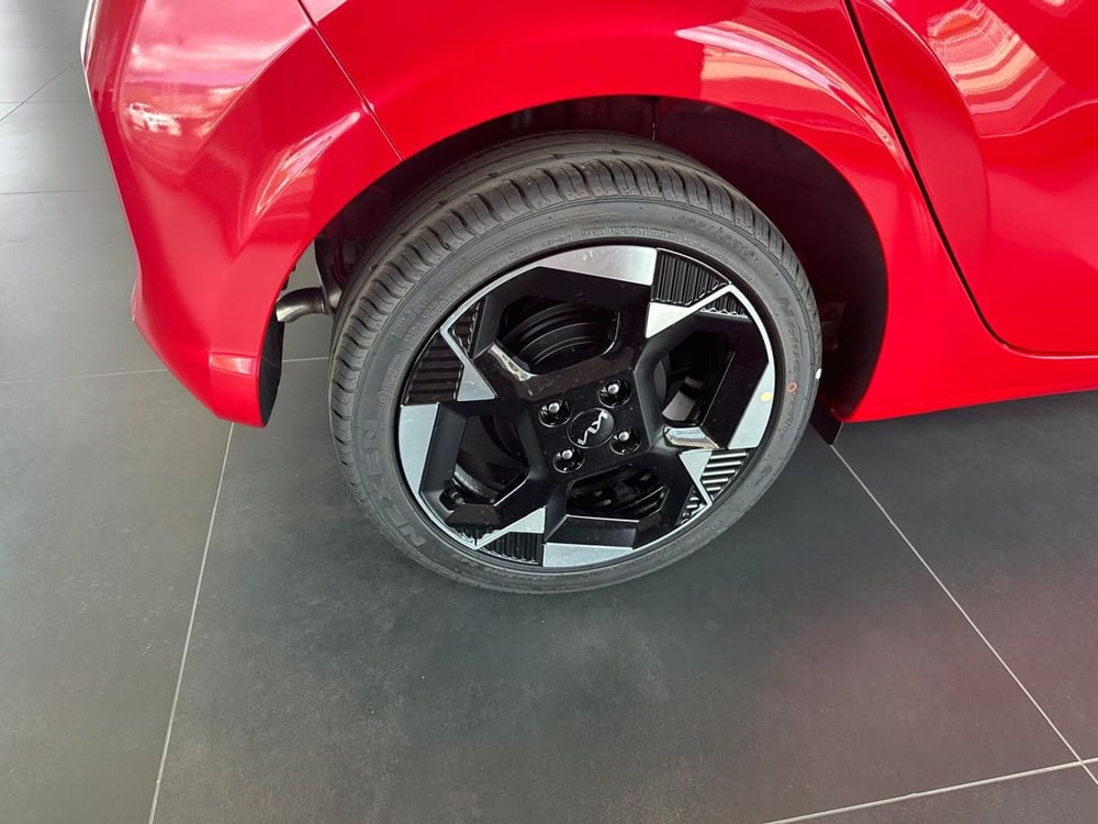 Kia Picanto nuova a Napoli (7)