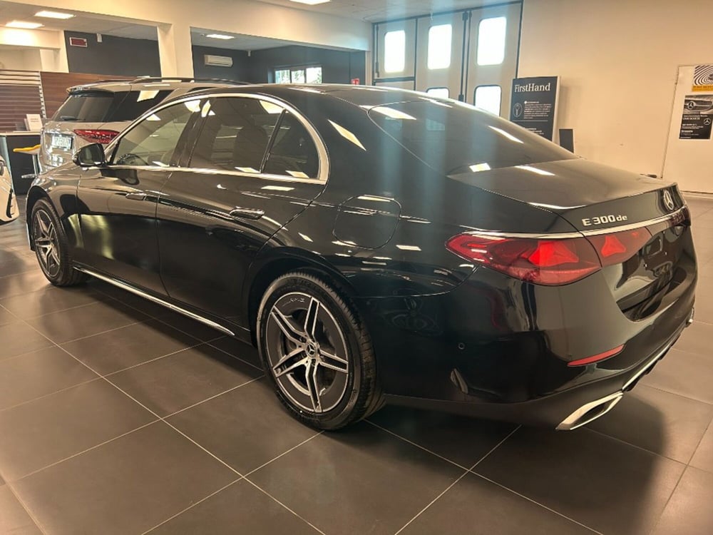 Mercedes-Benz Classe E nuova a Pisa (7)