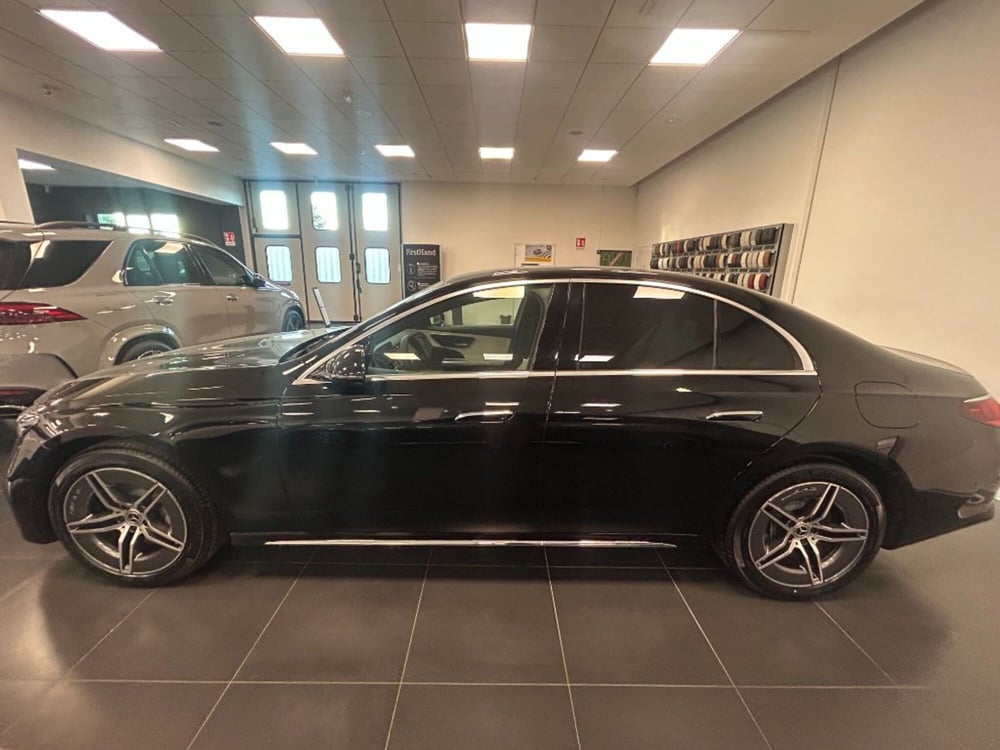 Mercedes-Benz Classe E nuova a Pisa (8)