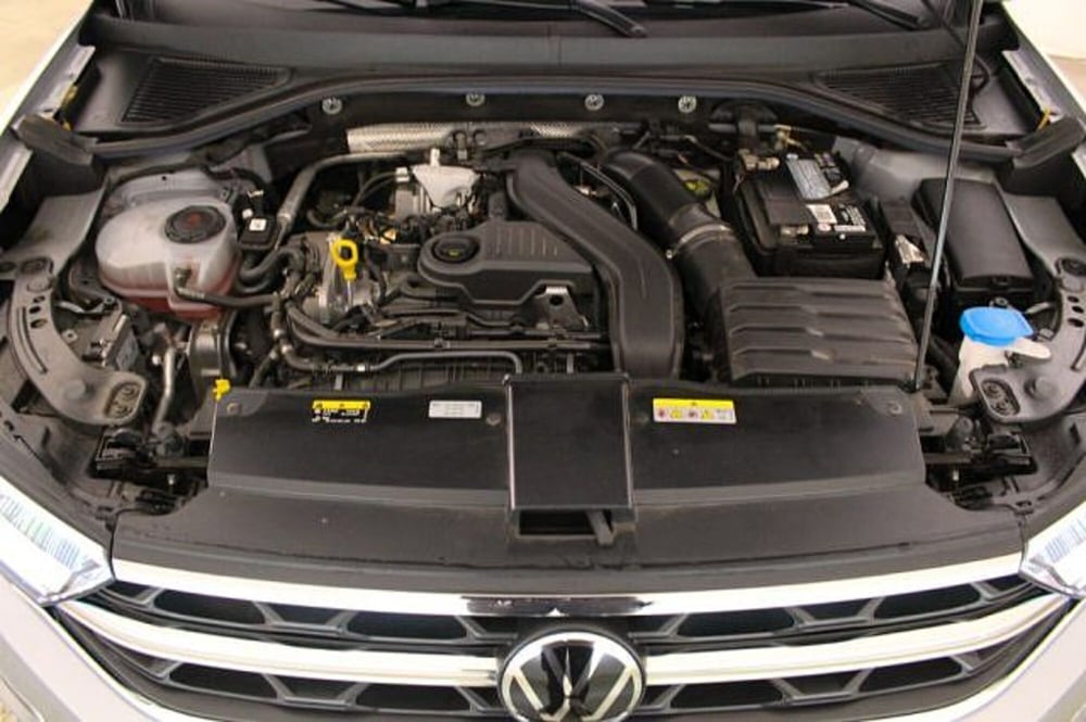 Volkswagen T-Roc Cabrio usata a Novara (10)