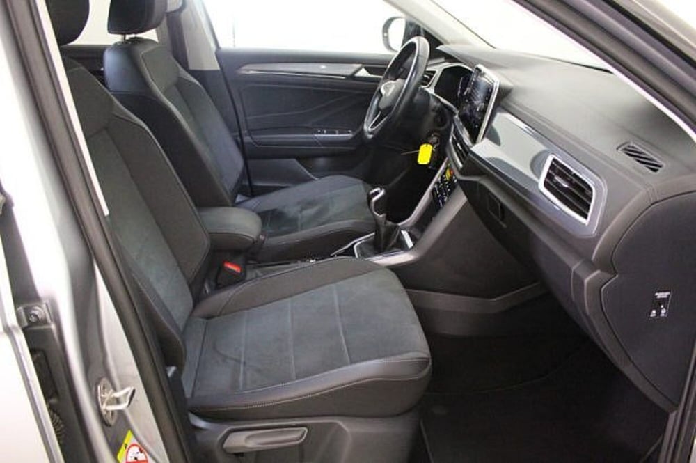 Volkswagen T-Roc Cabrio usata a Novara (8)