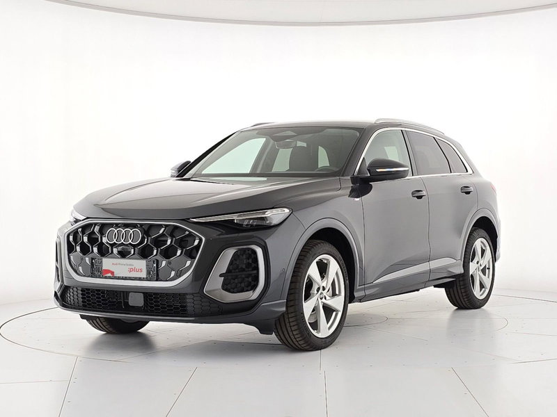 Audi Q5 nuova a Cuneo