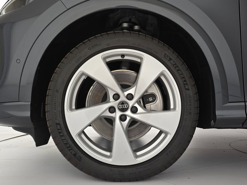 Audi Q5 nuova a Cuneo (7)