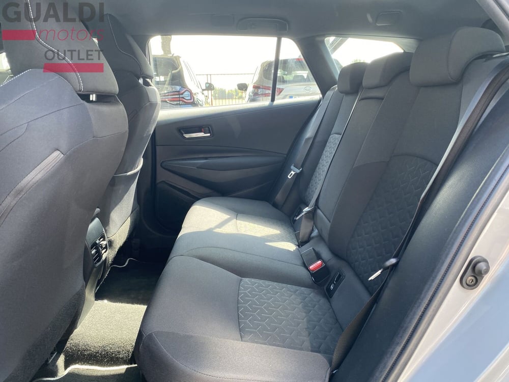 Toyota Corolla Touring Sports usata a Modena (12)