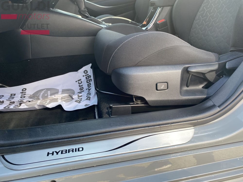 Toyota Corolla Touring Sports usata a Modena (4)