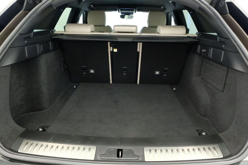 Land Rover Range Rover Velar usata a Mantova (10)