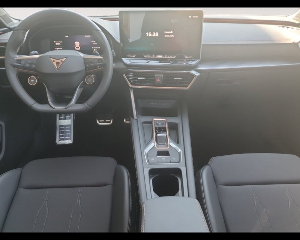 Cupra Leon nuova a Ravenna (10)