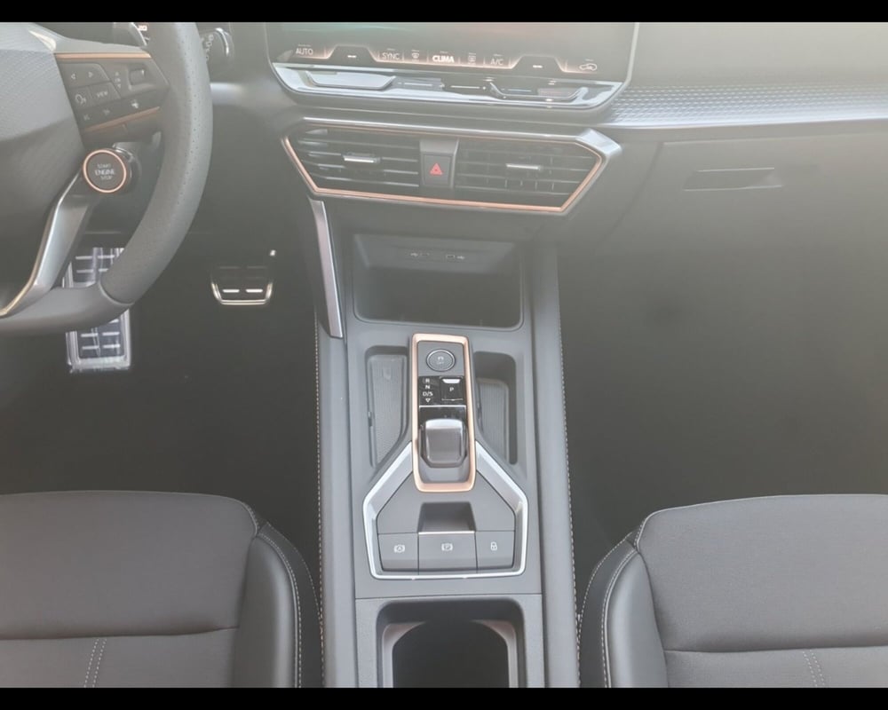 Cupra Leon nuova a Ravenna (11)