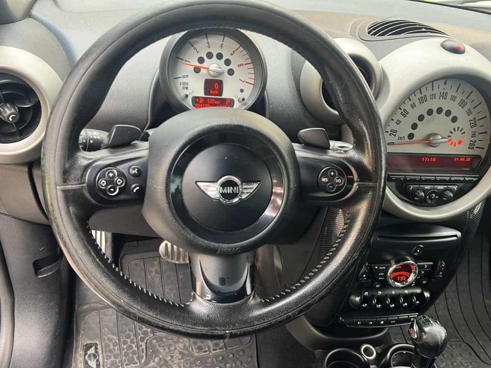 MINI Mini Countryman usata a Foggia (13)