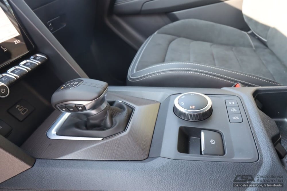 Volkswagen Amarok nuova a Bologna (12)