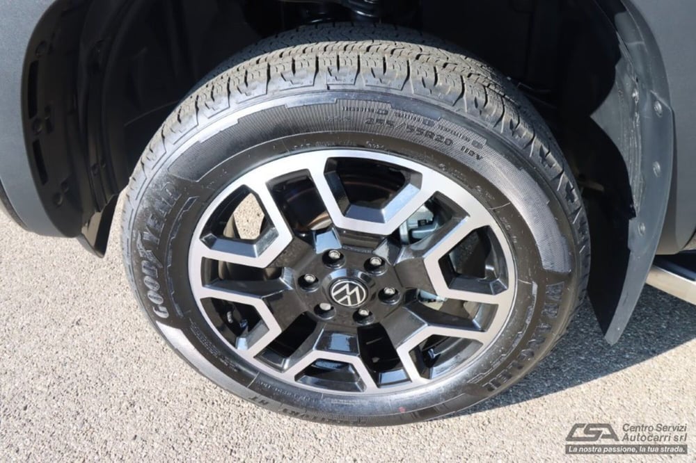 Volkswagen Amarok nuova a Bologna (4)