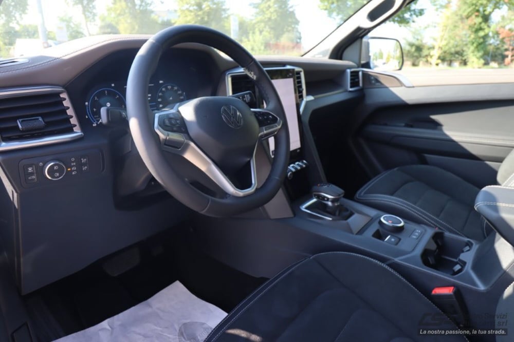 Volkswagen Amarok nuova a Bologna (9)