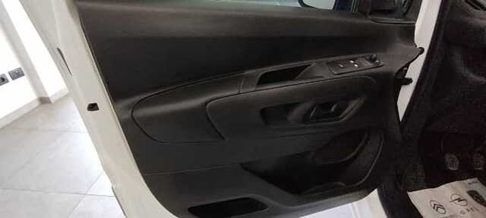 Peugeot Partner Furgone usata a Viterbo (10)