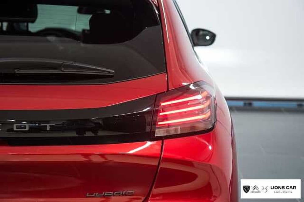 Peugeot 208 nuova a Lodi (6)