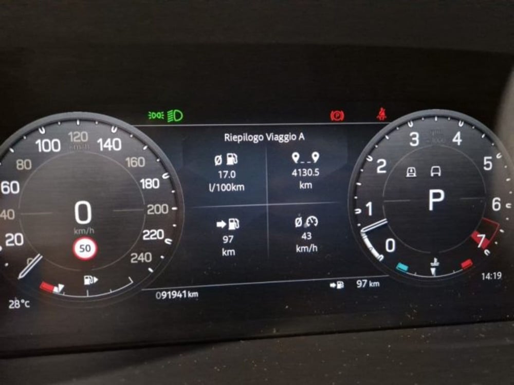 Land Rover Defender usata a Livorno (11)