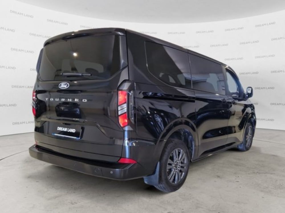 Ford Tourneo Custom usata a Livorno (7)