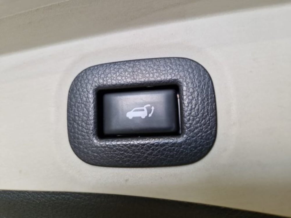 Nissan X-Trail usata a Livorno (12)