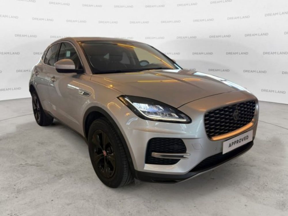 Jaguar E-Pace usata a Livorno (12)