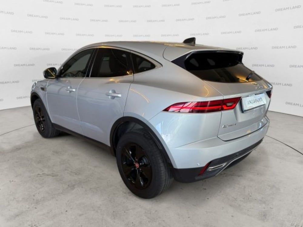 Jaguar E-Pace usata a Livorno (13)
