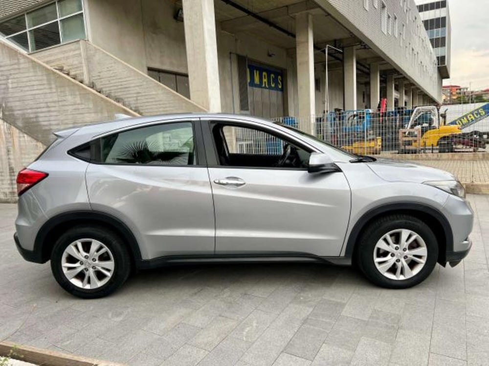 Honda HR-V usata a Savona (7)