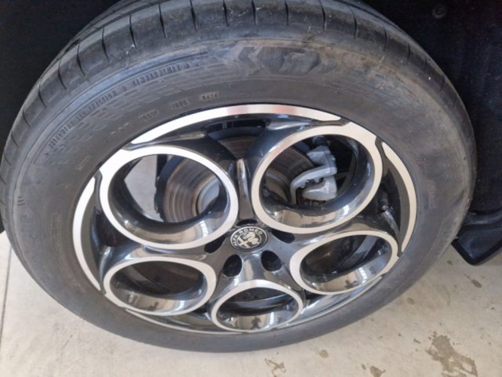 Alfa Romeo Tonale usata a Terni (10)