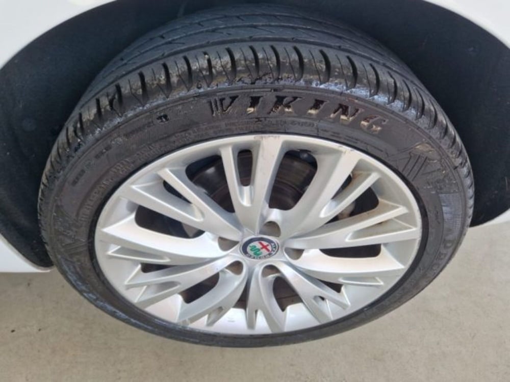 Alfa Romeo Giulietta usata a Terni (14)