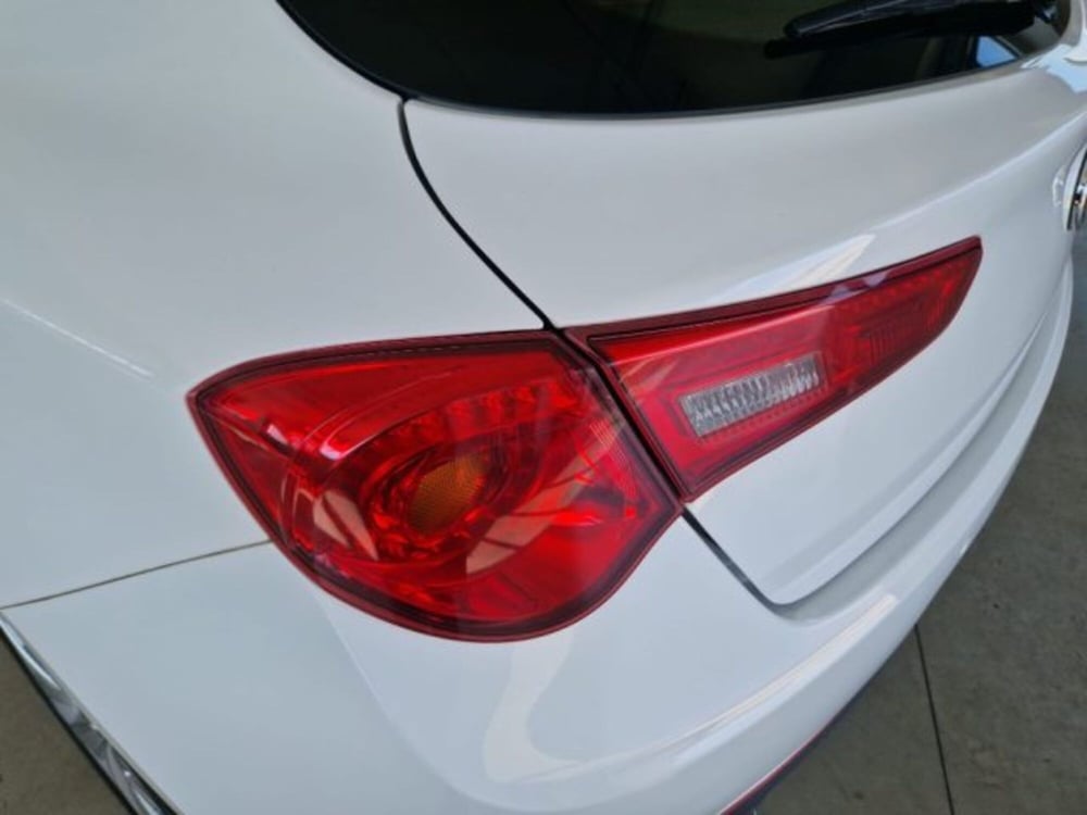 Alfa Romeo Giulietta usata a Terni (17)