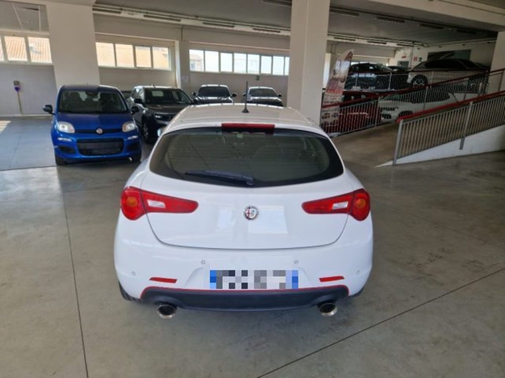 Alfa Romeo Giulietta usata a Terni (6)