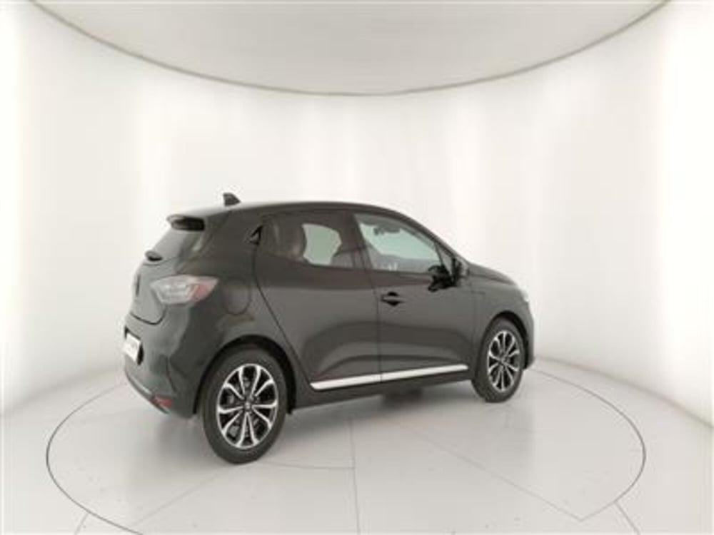Renault Clio nuova a Bari (8)