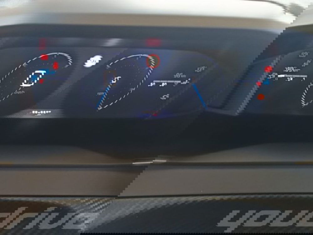 Peugeot 208 nuova a Napoli (11)