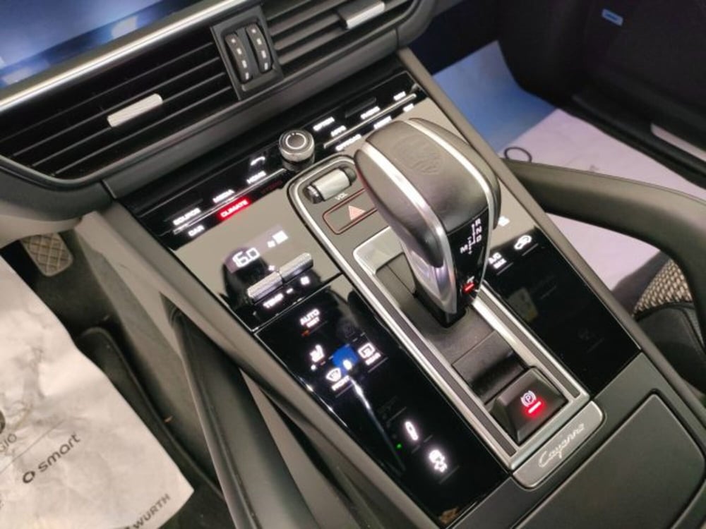 Porsche Cayenne usata a Teramo (11)