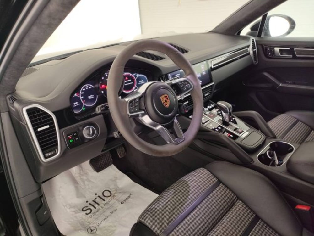 Porsche Cayenne usata a Teramo (15)