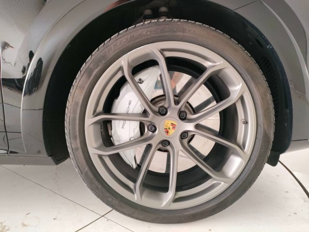 Porsche Cayenne usata a Teramo (8)