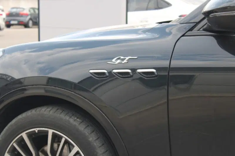 Maserati Grecale usata a Lecce (5)